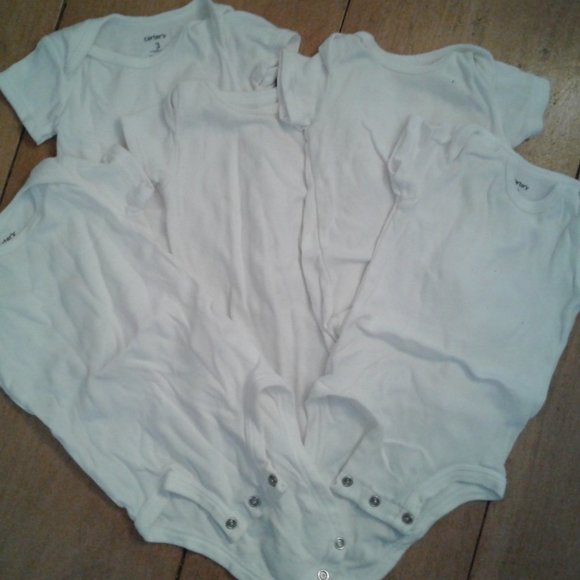 Carter's Other - Carter's Bundle of 5 Short Sleeve 3M Onesies White Unisex Snaps Excellent Cond!